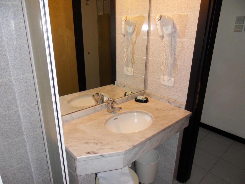 Hotel Aurora Кастильоне дела Пеская Стая снимка